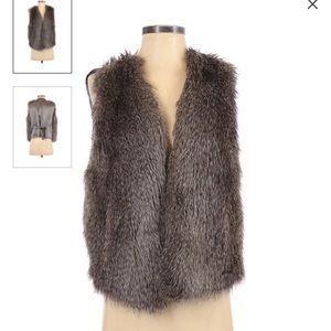 Rachel Zoe Faux Fur Vest with Pockets Sz M